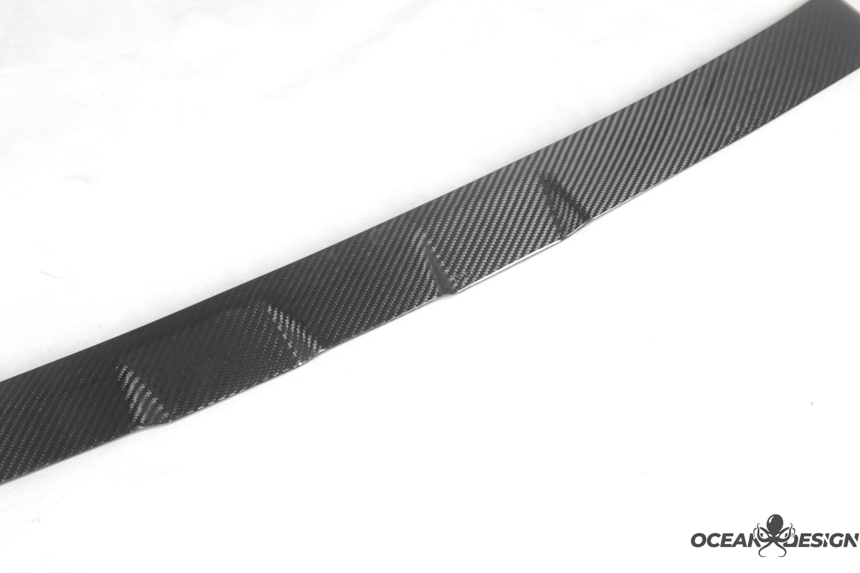 2021–2025 BMW M3 (G80) / M4 (G82) CSL Style Rear Roof Spoiler – Dry Carbon Fiber