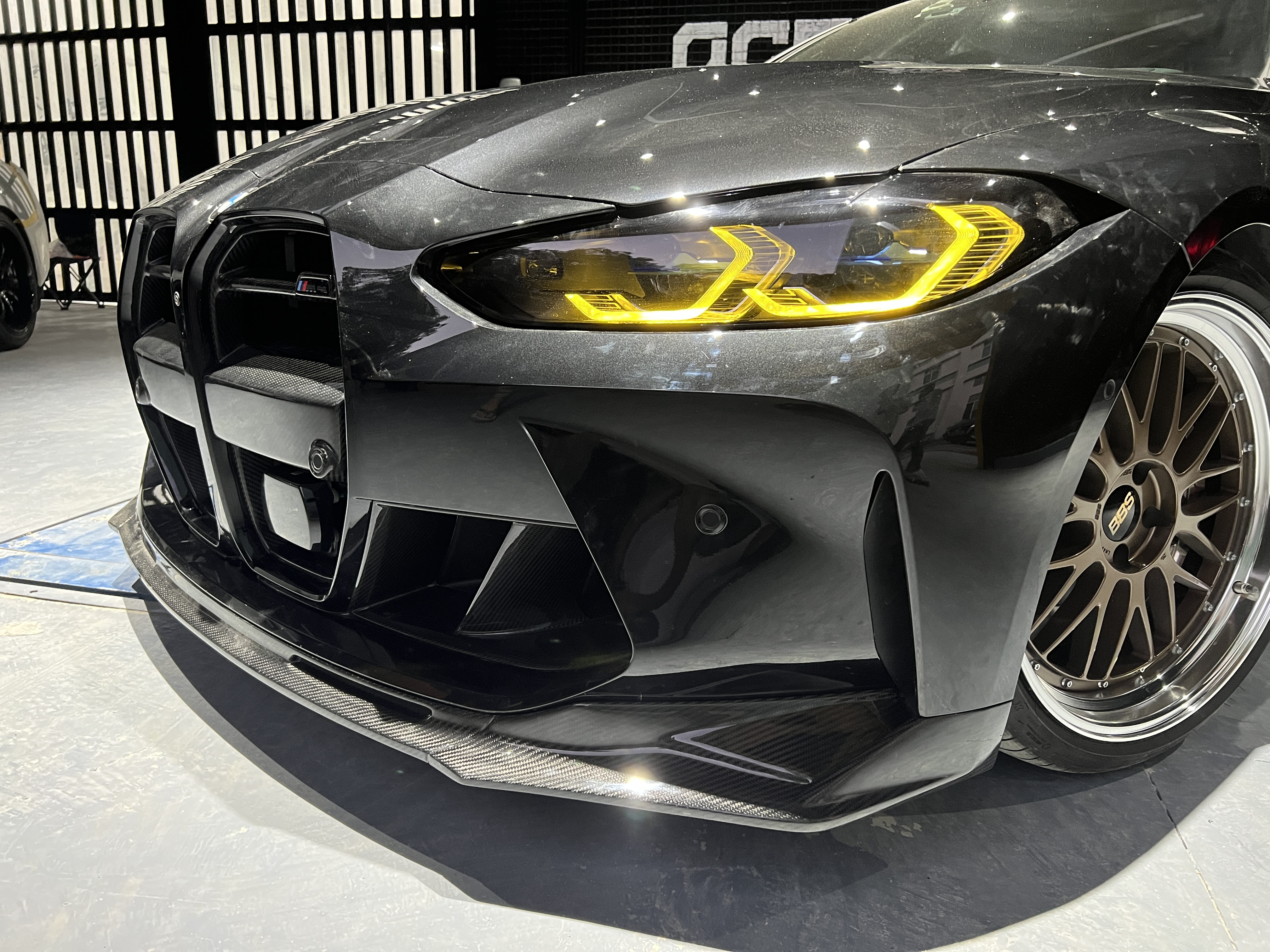 BMW G80 M3/G82 M4 V Style Dry Carbon Parts - styling view
