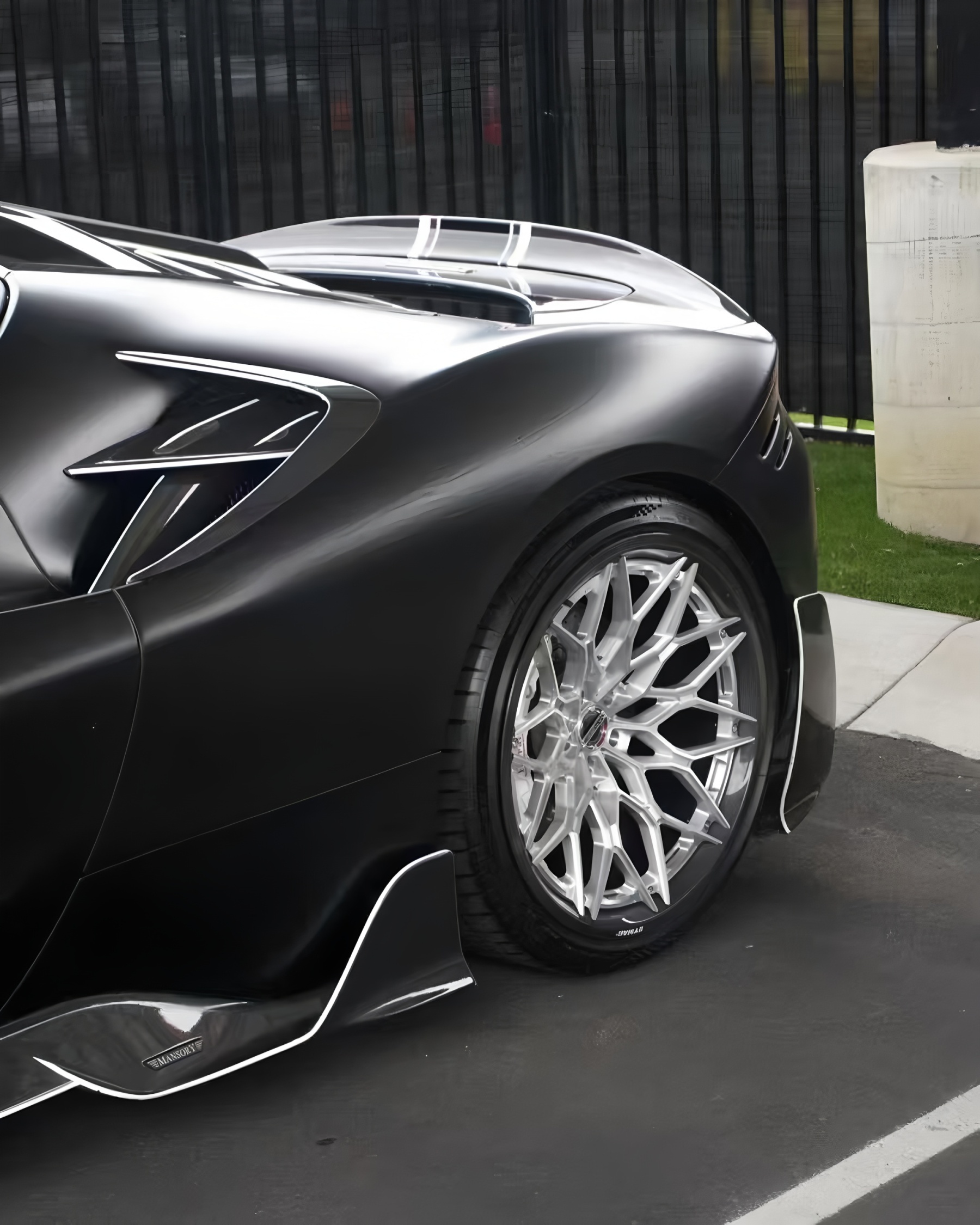 Ferrari SF90 M Style Dry Carbon Parts - styling view
