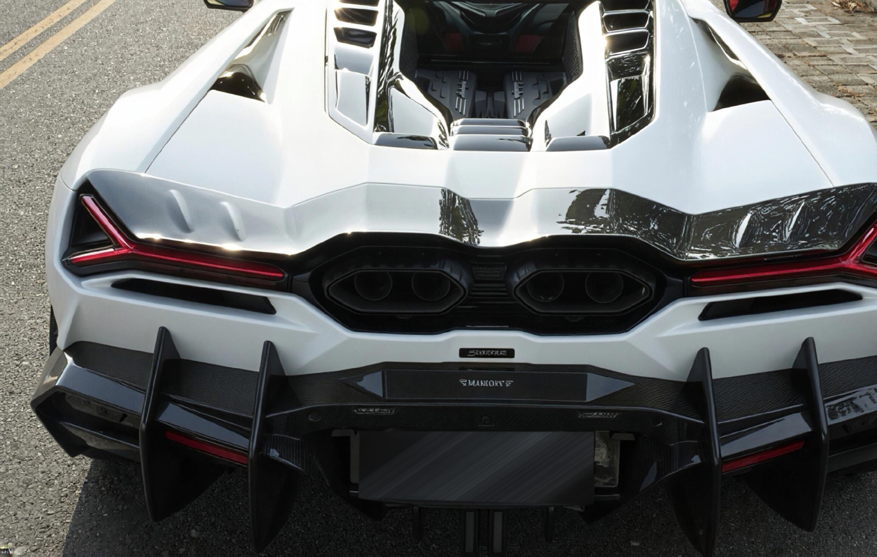 Lamborghini Revuelto M Style Parts - styling view