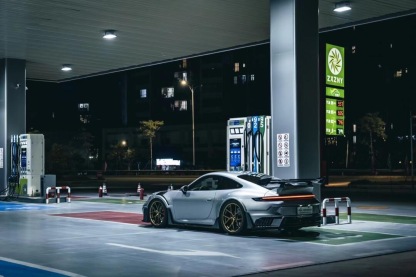 Porsche 911 992.1 Ghost Style Dry Carbon Parts - styling view
