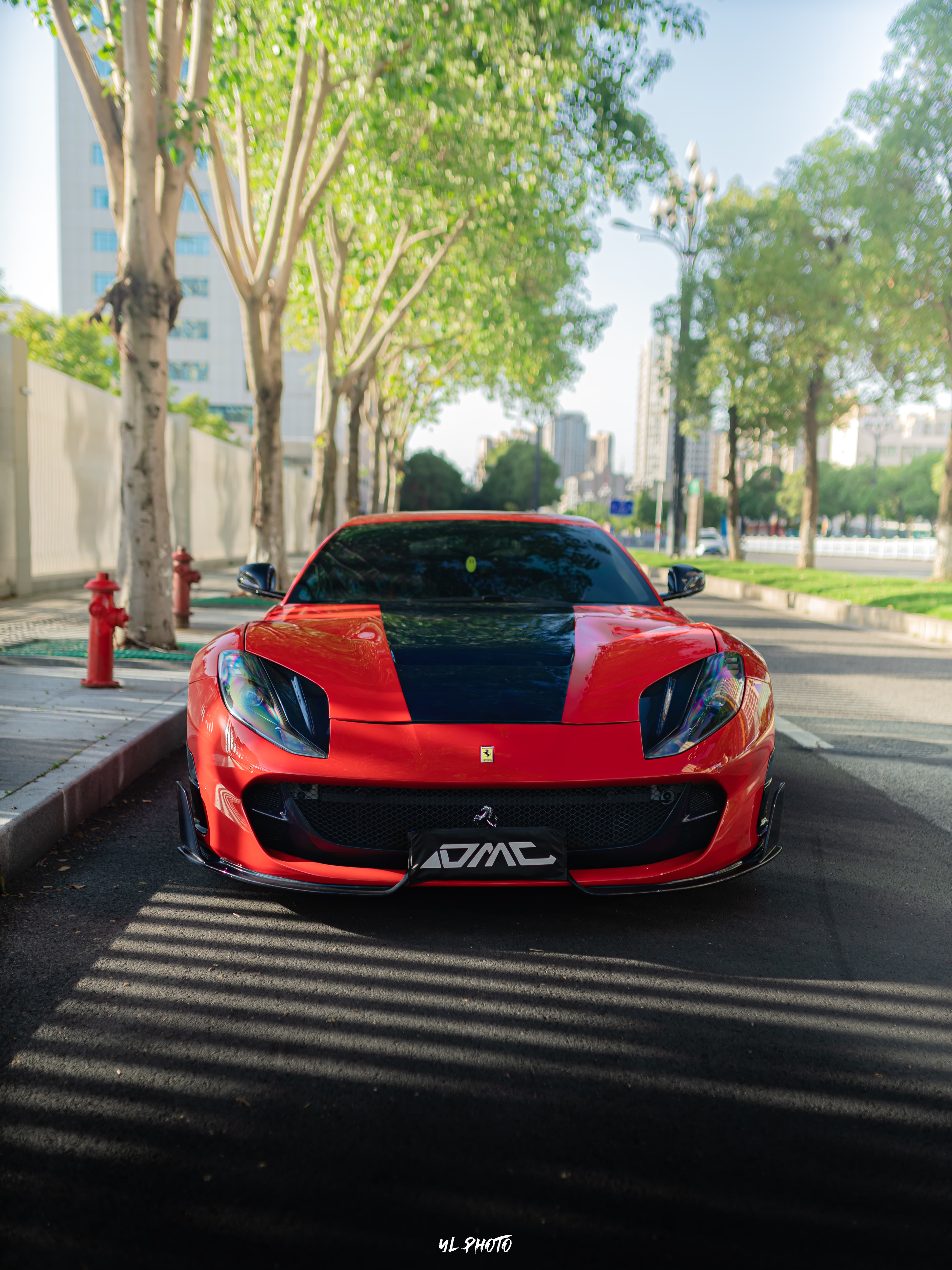 Ferrari 812 MSY Style Dry Carbon Parts - styling view