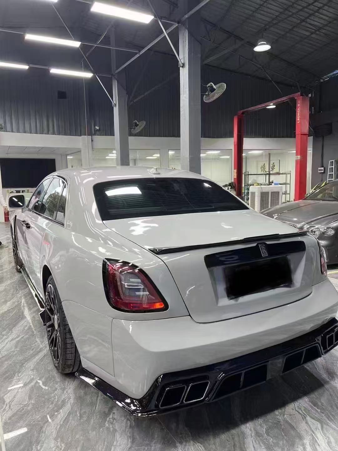 Rolls-Royce Ghost MSY Style Dry Carbon Parts - styling view