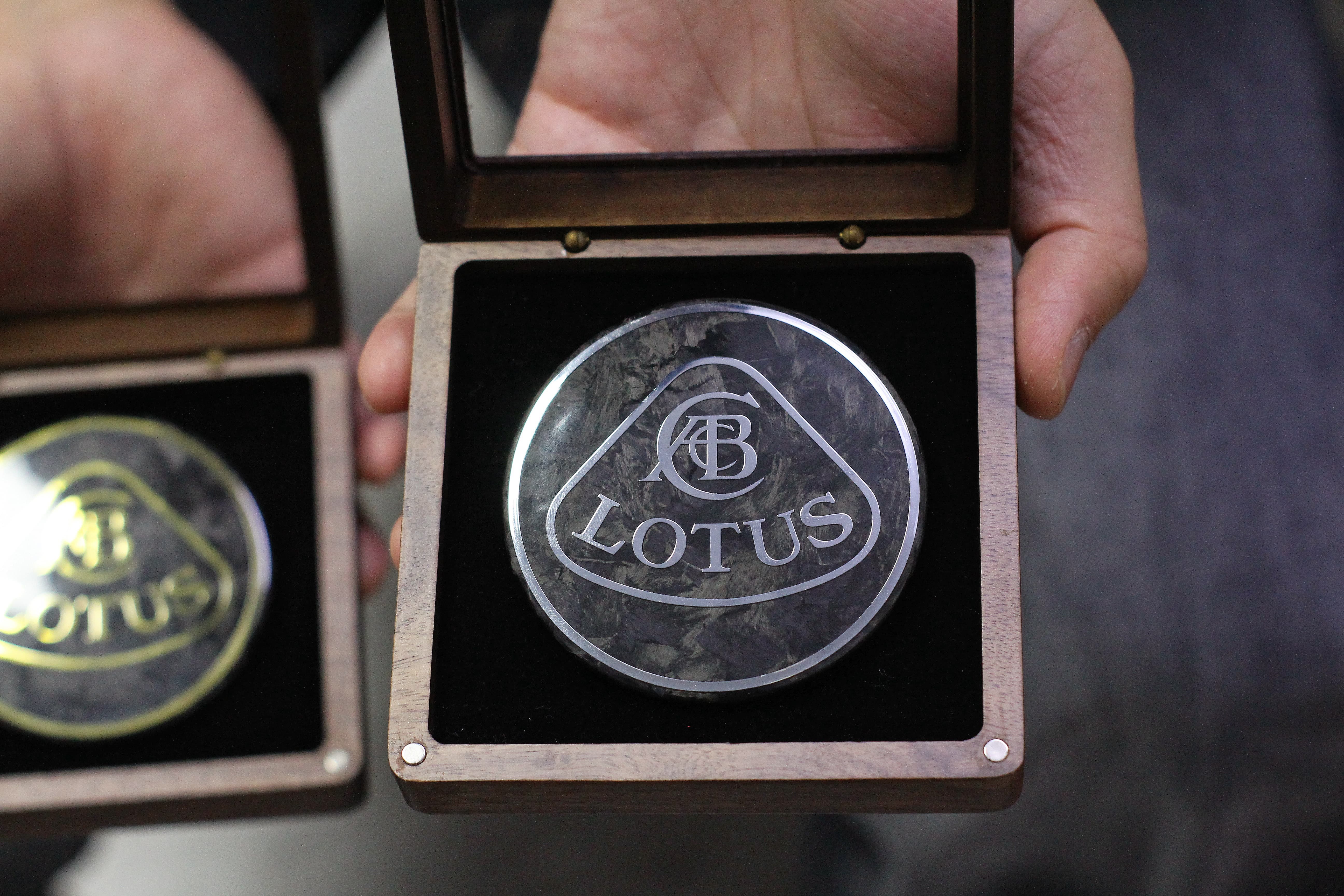 Lotus Emira/Eletre/Emeya Marble-Pattern Dry Carbon Badges - styling view