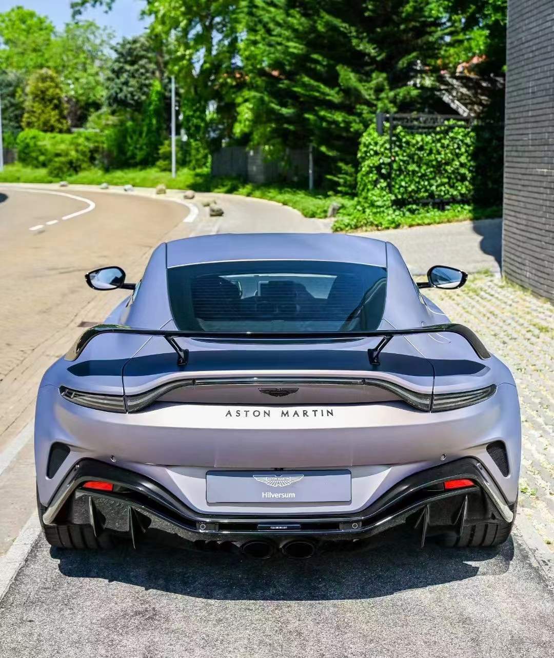Aston Martin Vantage V12 Style Conversion Parts - styling view