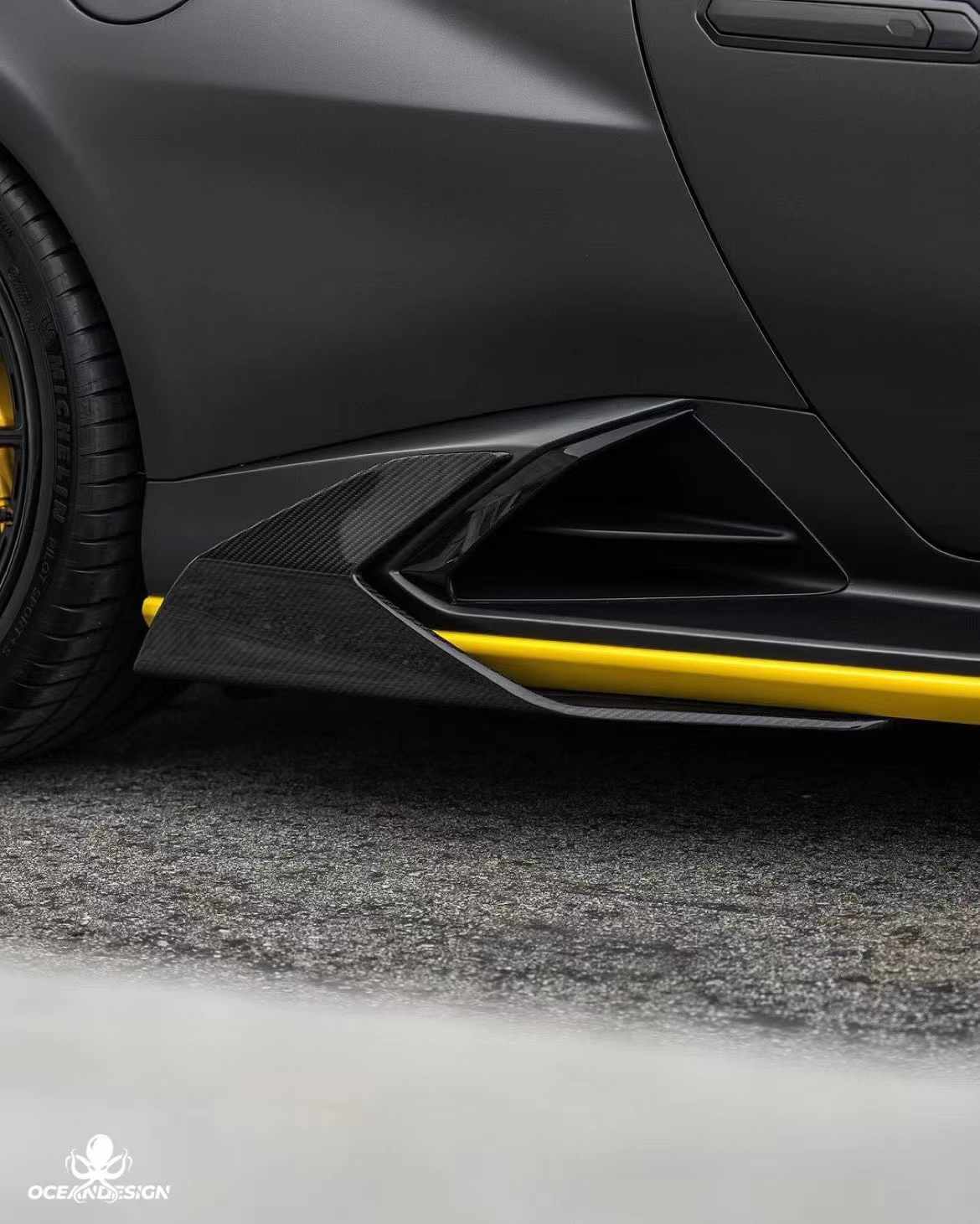 Lamborghini STO V Style Dry Carbon Parts - styling view
