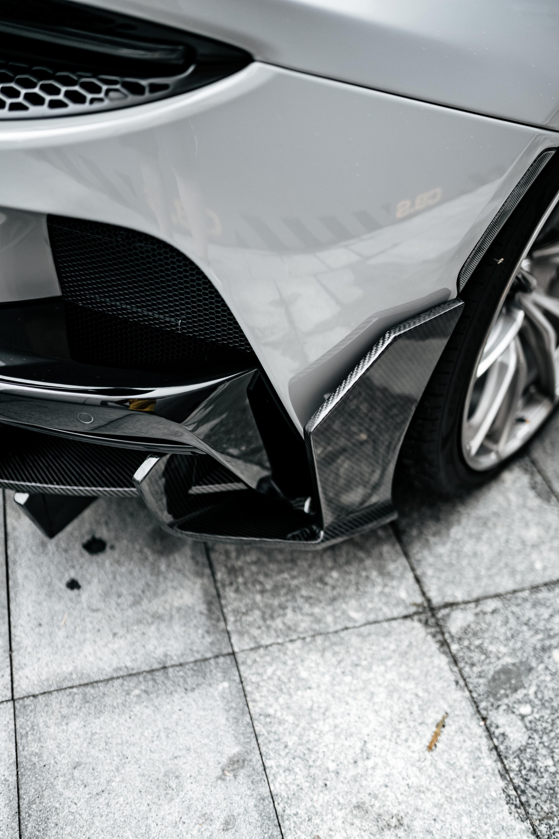 McLaren GT Dry Carbon Parts - styling view