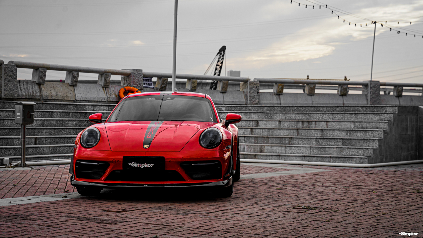 Porsche 911 992.1 Mi Style Dry Carbon Parts - styling view