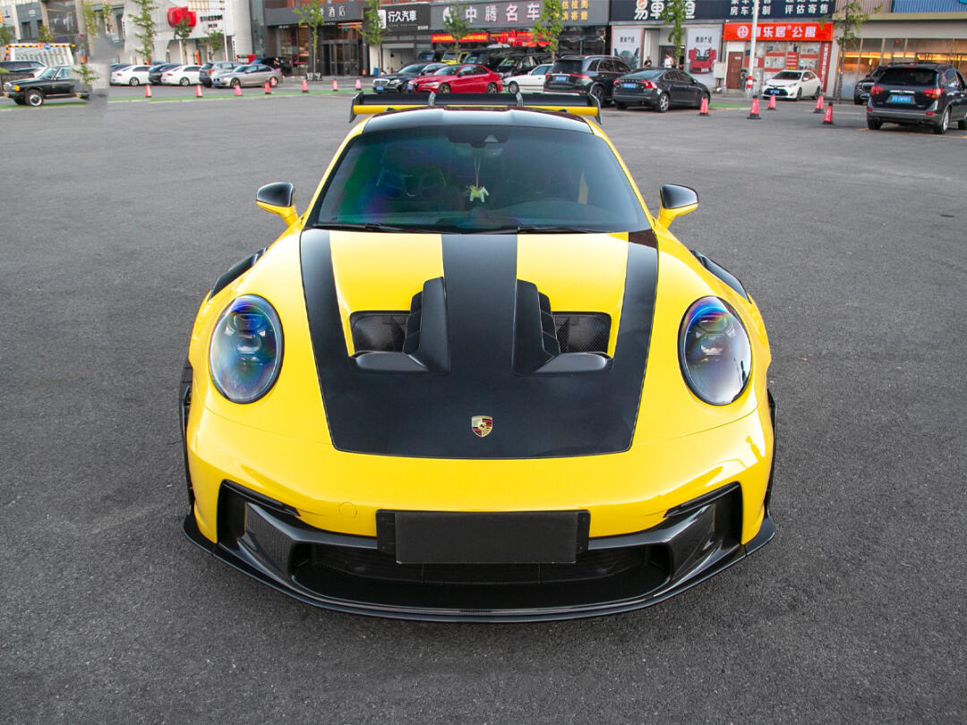 Porsche 992 GT3 RS OEM Style Dry Carbon Parts - styling view