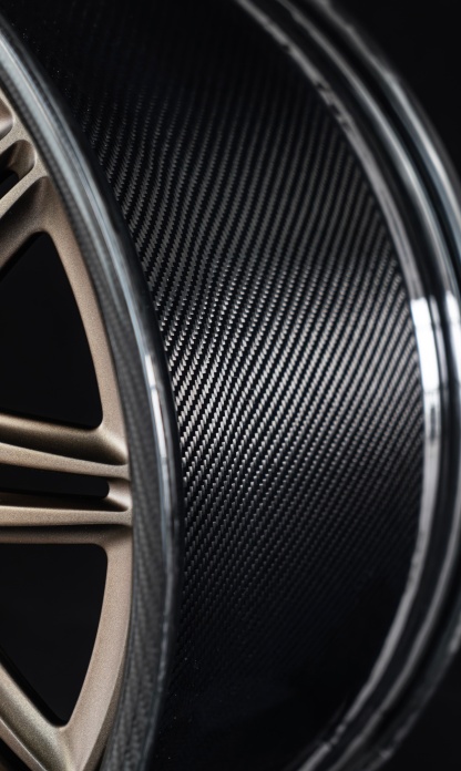 Octopus & Ocean Design Custom Carbon Fiber Wheels - styling view