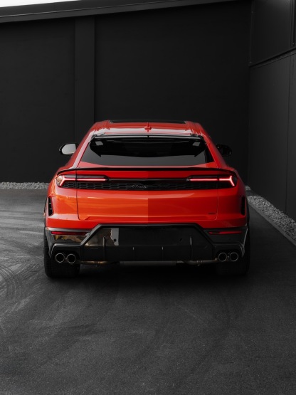 Lamborghini Urus SE N Style Parts - styling view