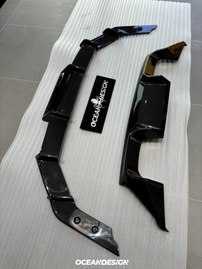BMW G87 M2 AP Style Dry Carbon Parts - styling view