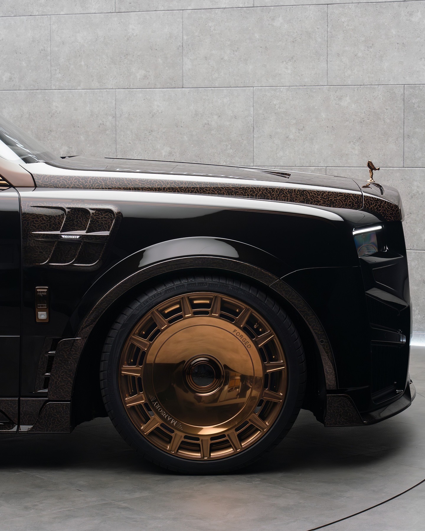 Rolls-Royce Cullinan MSY Style Dry Carbon Body Kit Configurations - styling view