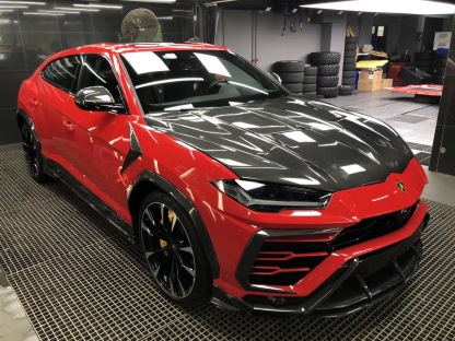 Lamborghini Urus Topcar Style Dry Carbon Parts - styling view