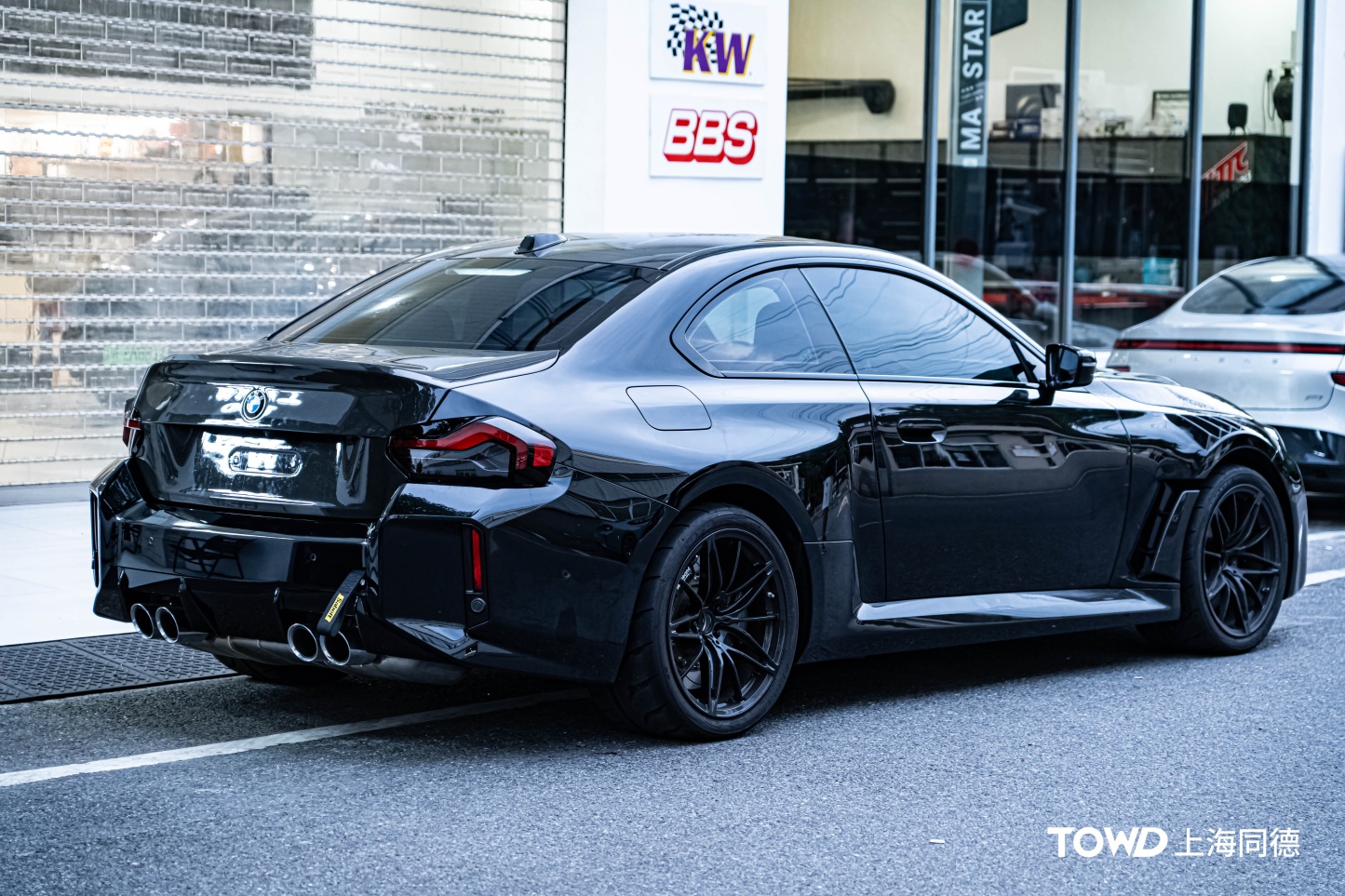 BMW G87 M2 AP Style Dry Carbon Parts - styling view