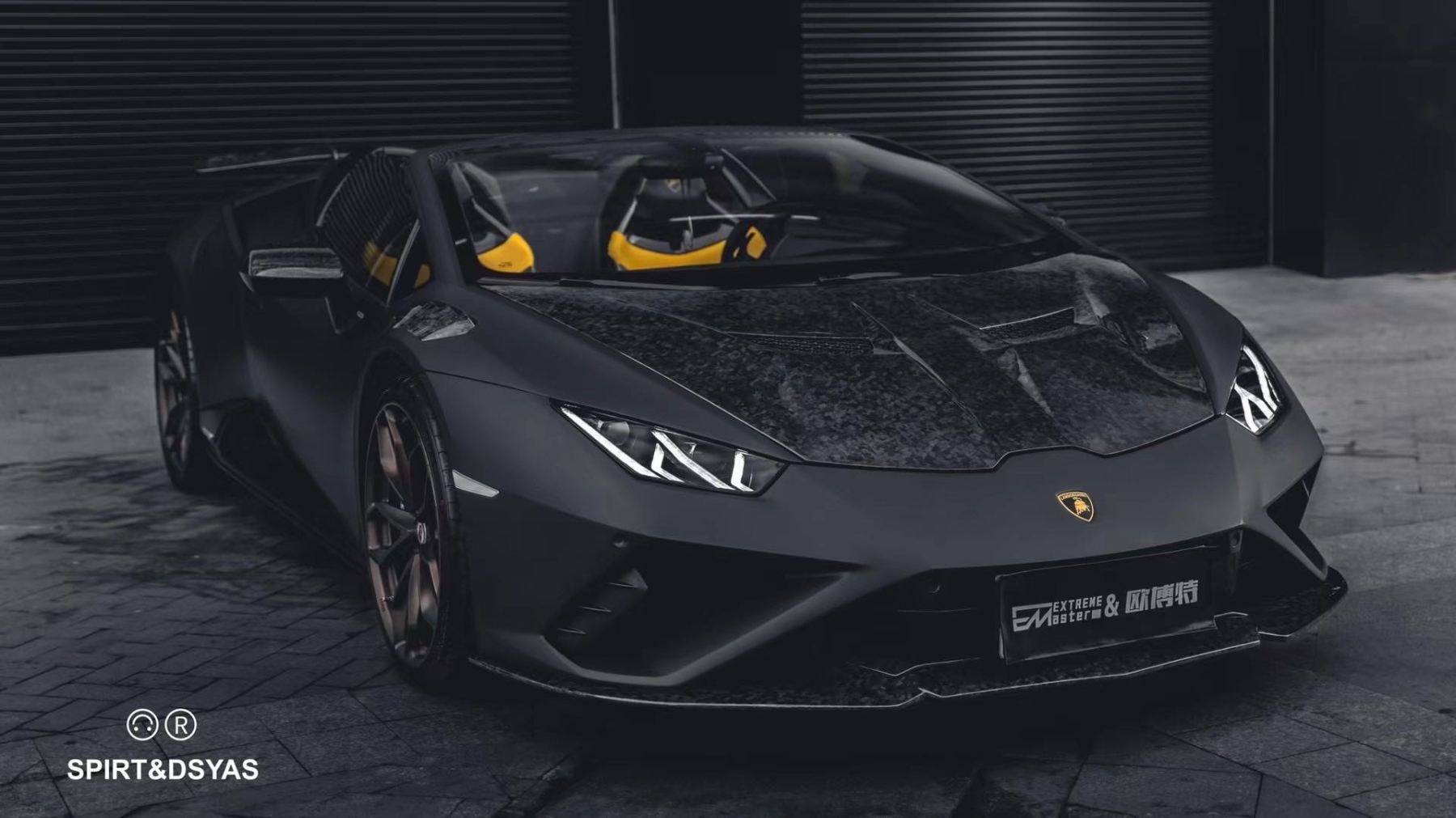 Lamborghini Huracan EVO RWD N Style Dry Carbon Parts - styling view