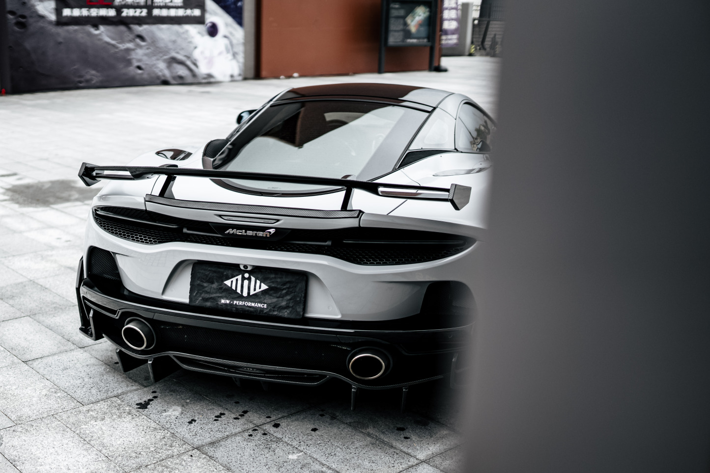 McLaren GT Dry Carbon Parts - styling view