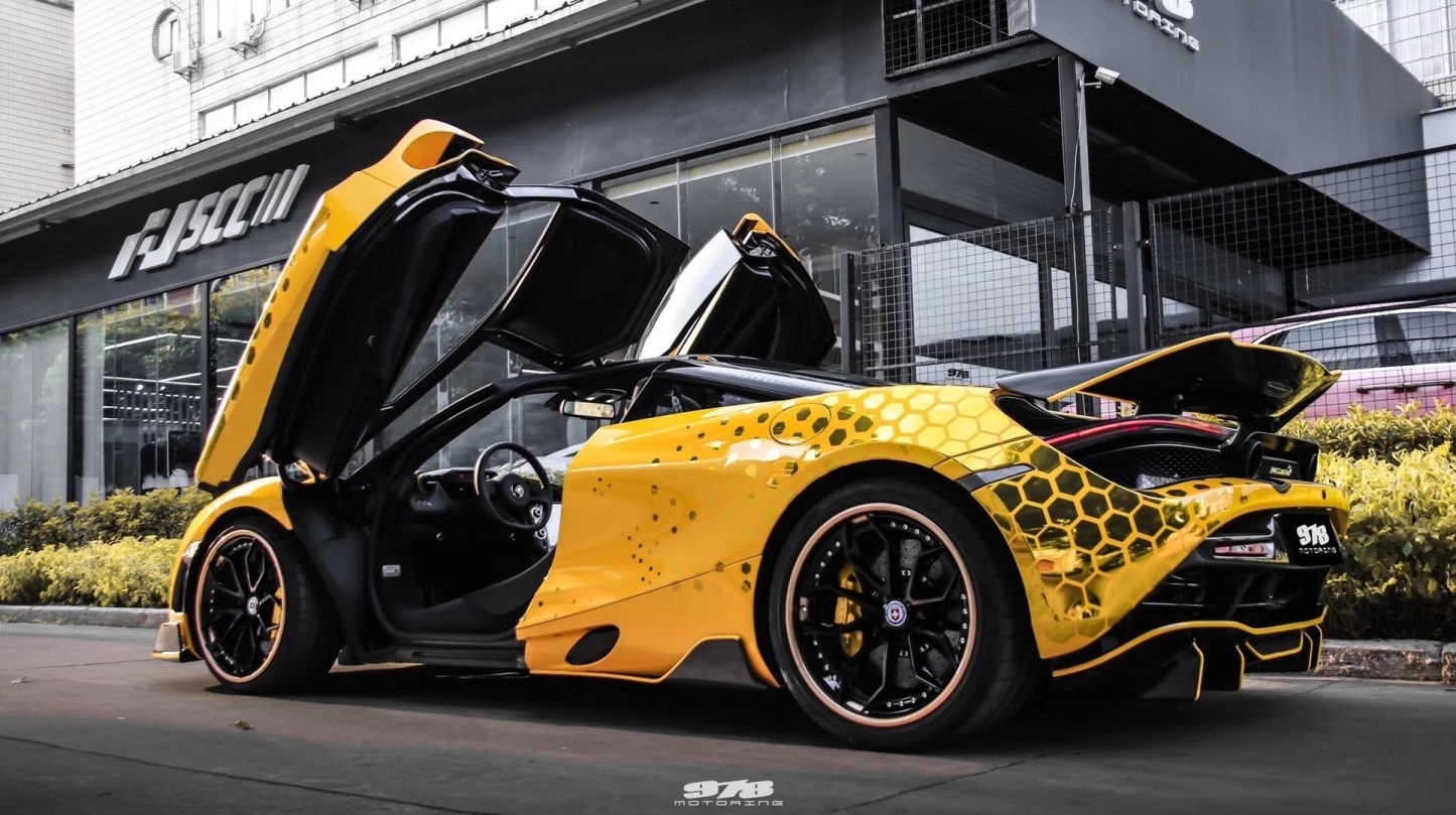 McLaren 720S V Style Carbon Fiber Parts - styling view