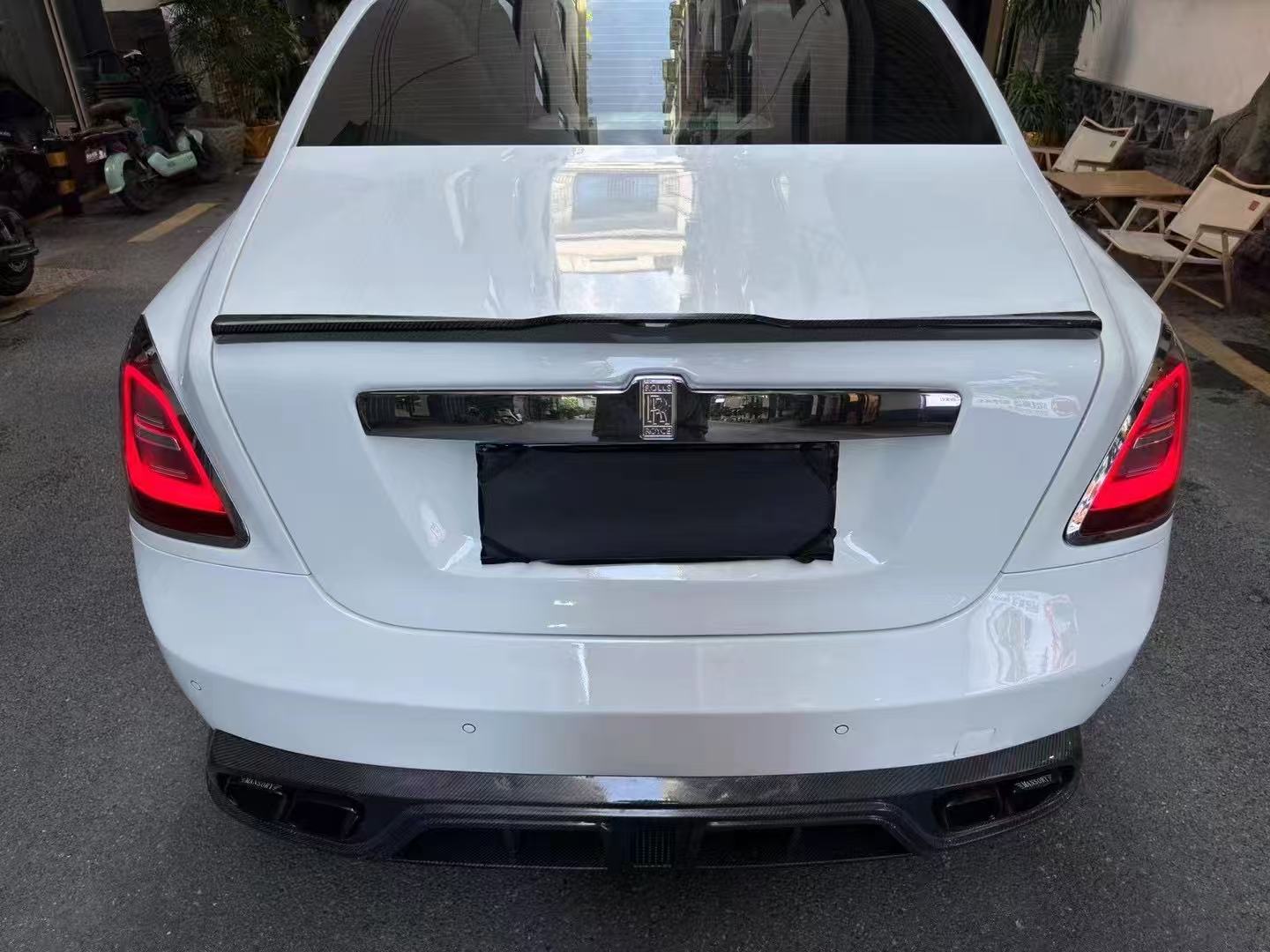 Rolls-Royce Ghost MSY Style Dry Carbon Parts - styling view