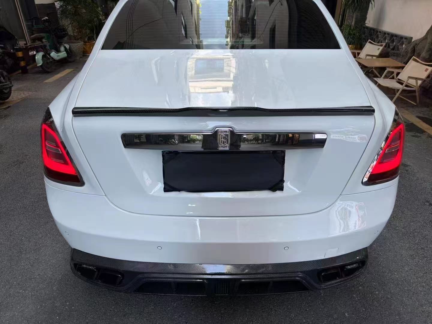 Rolls-Royce Ghost MSY Style Dry Carbon Parts - styling view