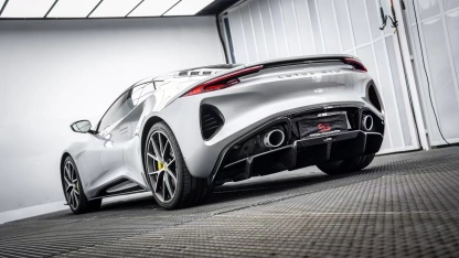 Lotus Emira Ocean Design Style Dry Carbon Parts - styling view