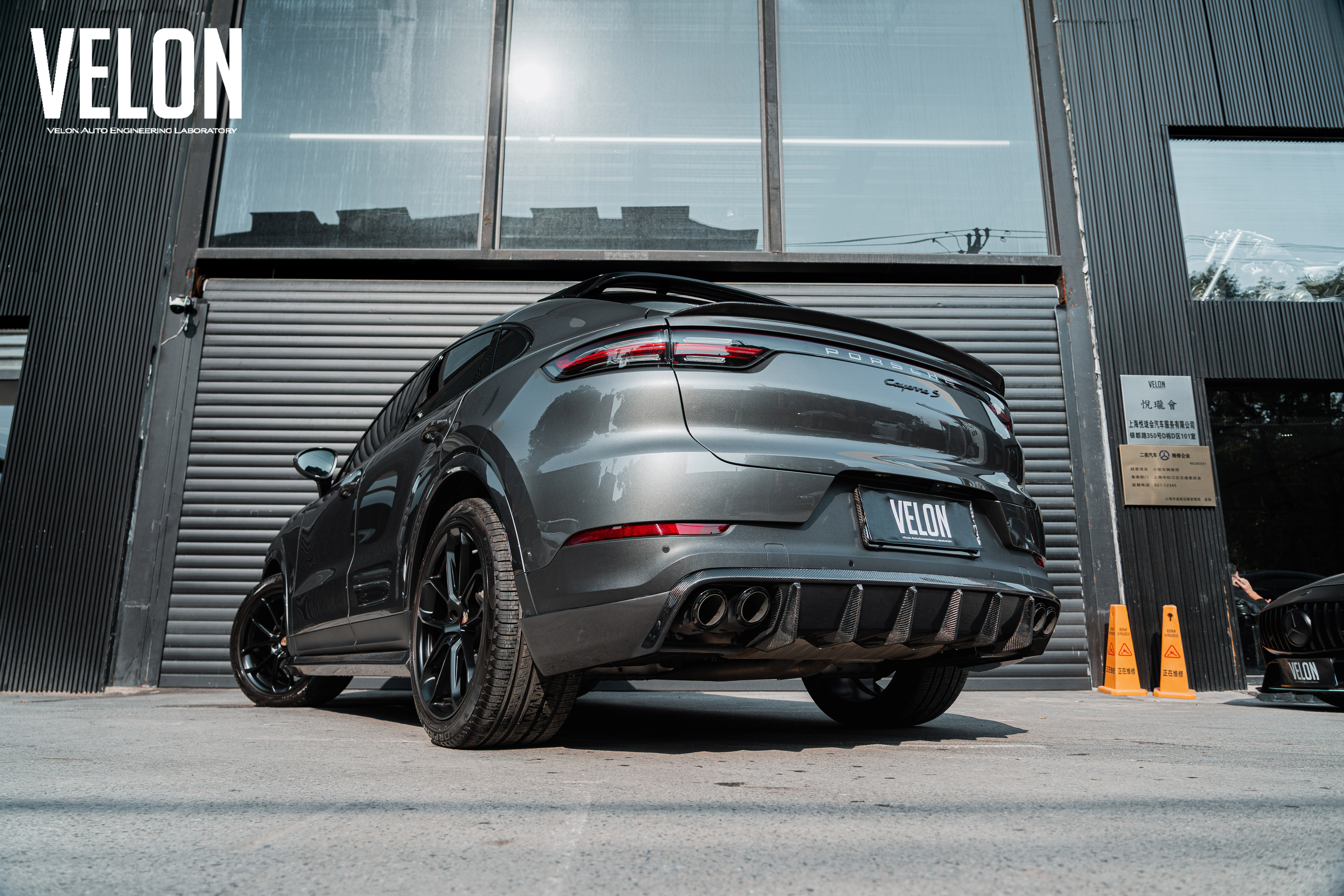 Porsche Cayenne OD Style Carbon Fiber Parts - styling view