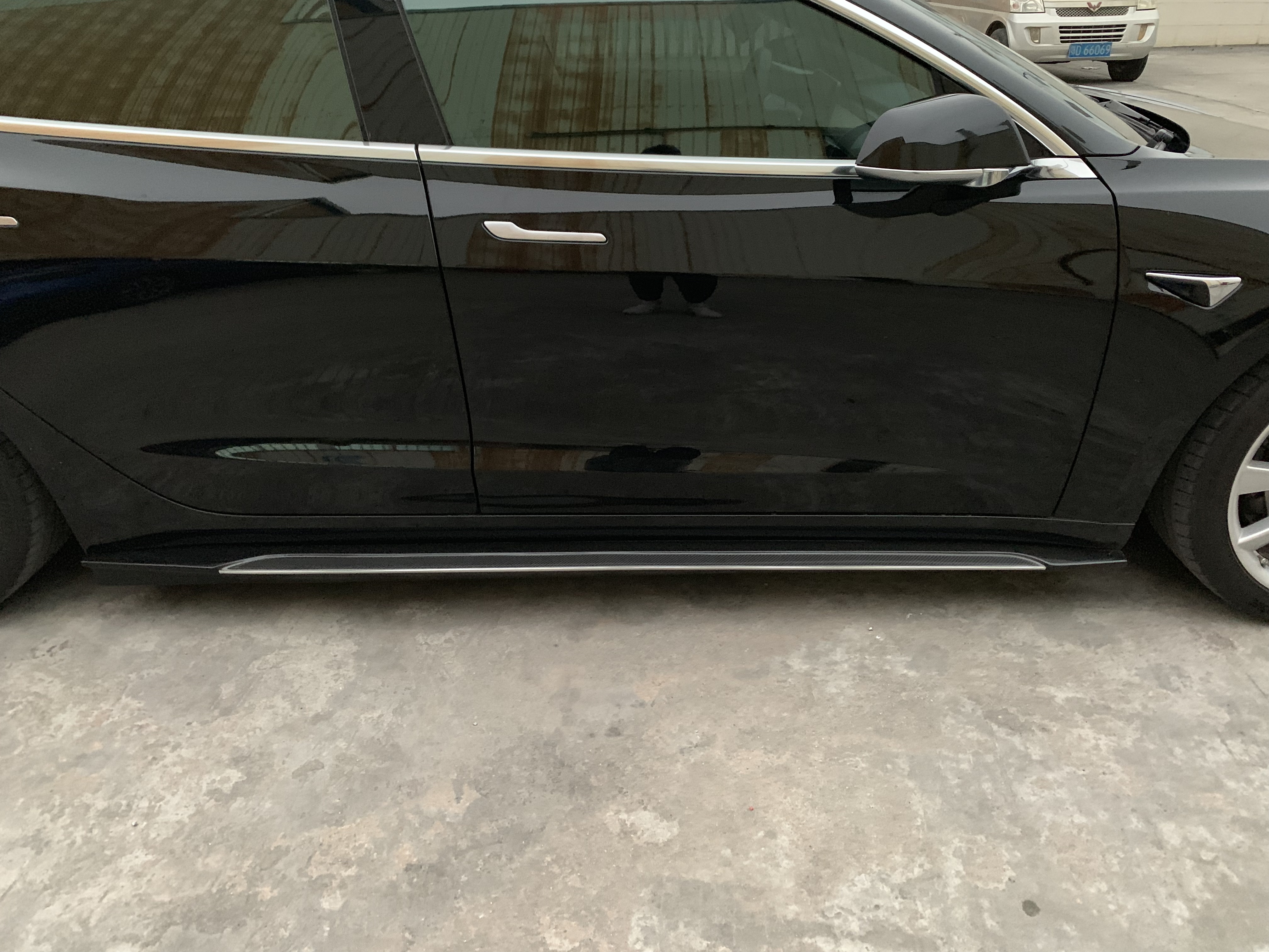 Tesla Model 3 ARTISAN Style Parts - styling view