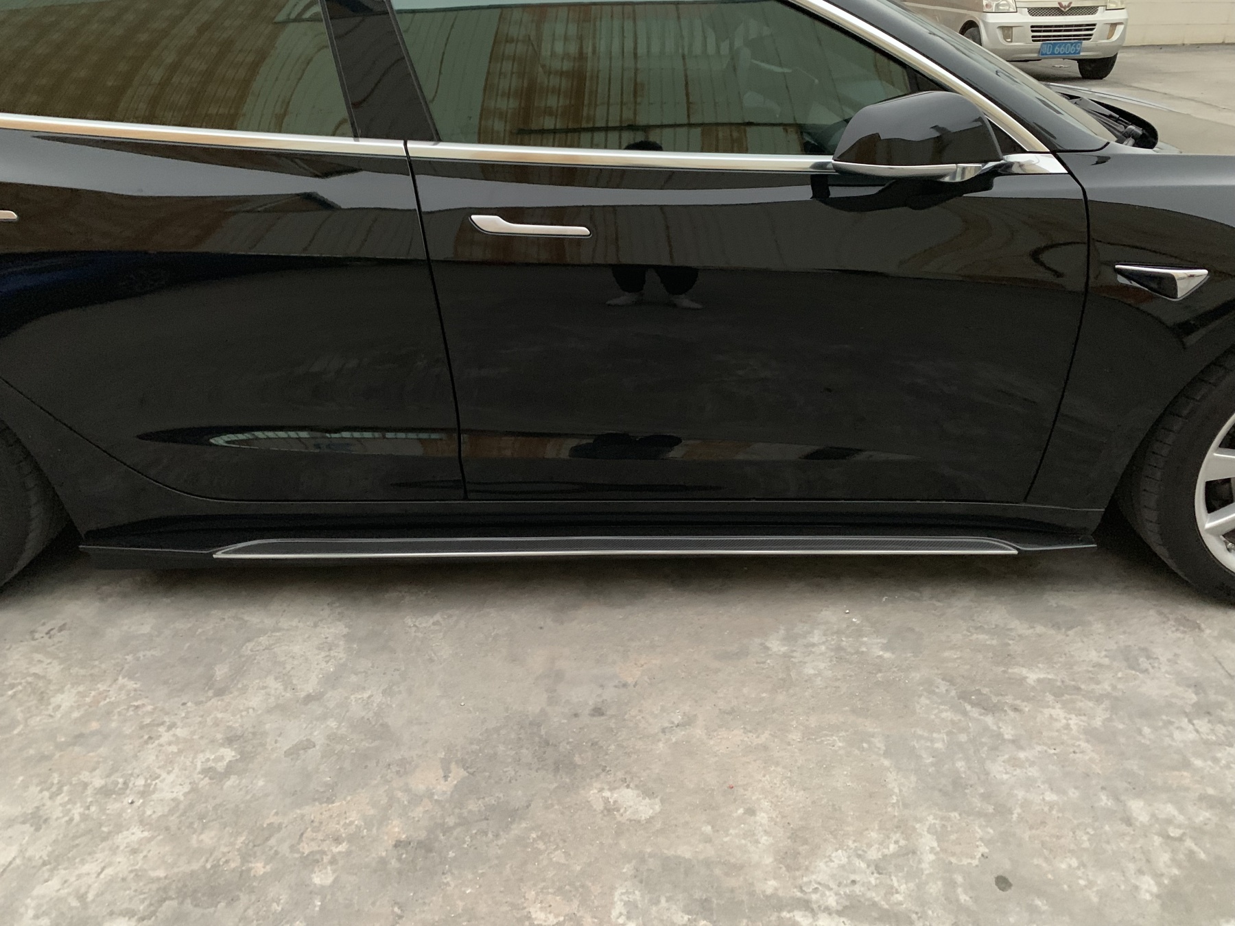 Tesla Model 3 ARTISAN Style Parts - styling view