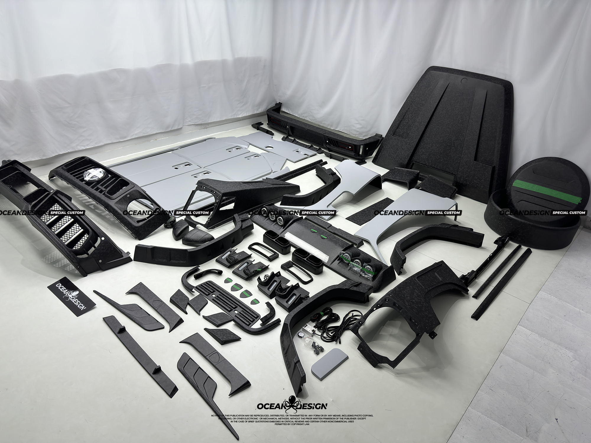 Mercedes-Benz W464/W465 G63/G500/G55 MSY Style Dry Carbon Body Kit - styling view