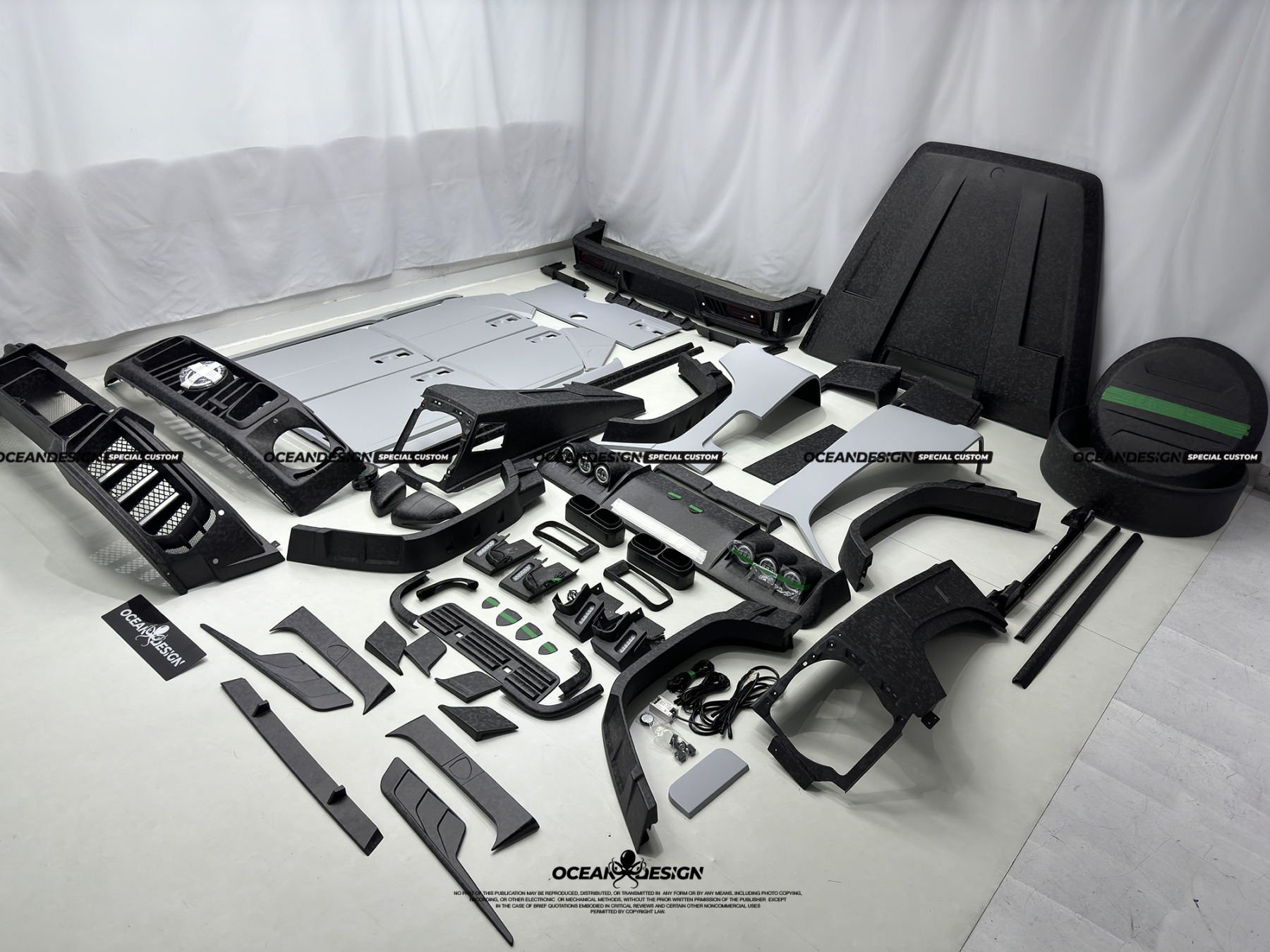 Mercedes-Benz W464/W465 G63/G500/G55 MSY Style Dry Carbon Body Kit - styling view