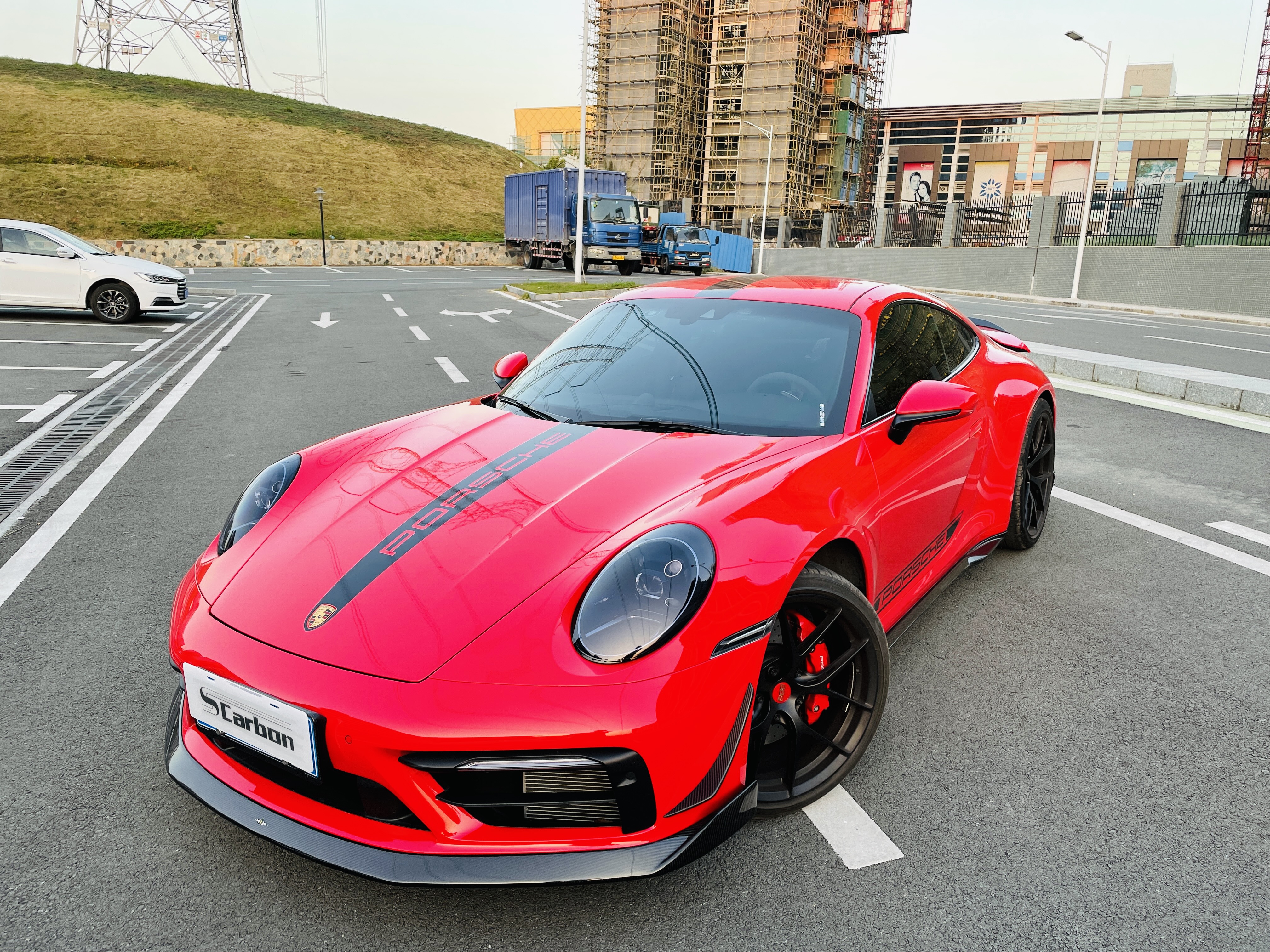 Porsche 911 992.1 Mi Style Dry Carbon Parts - styling view
