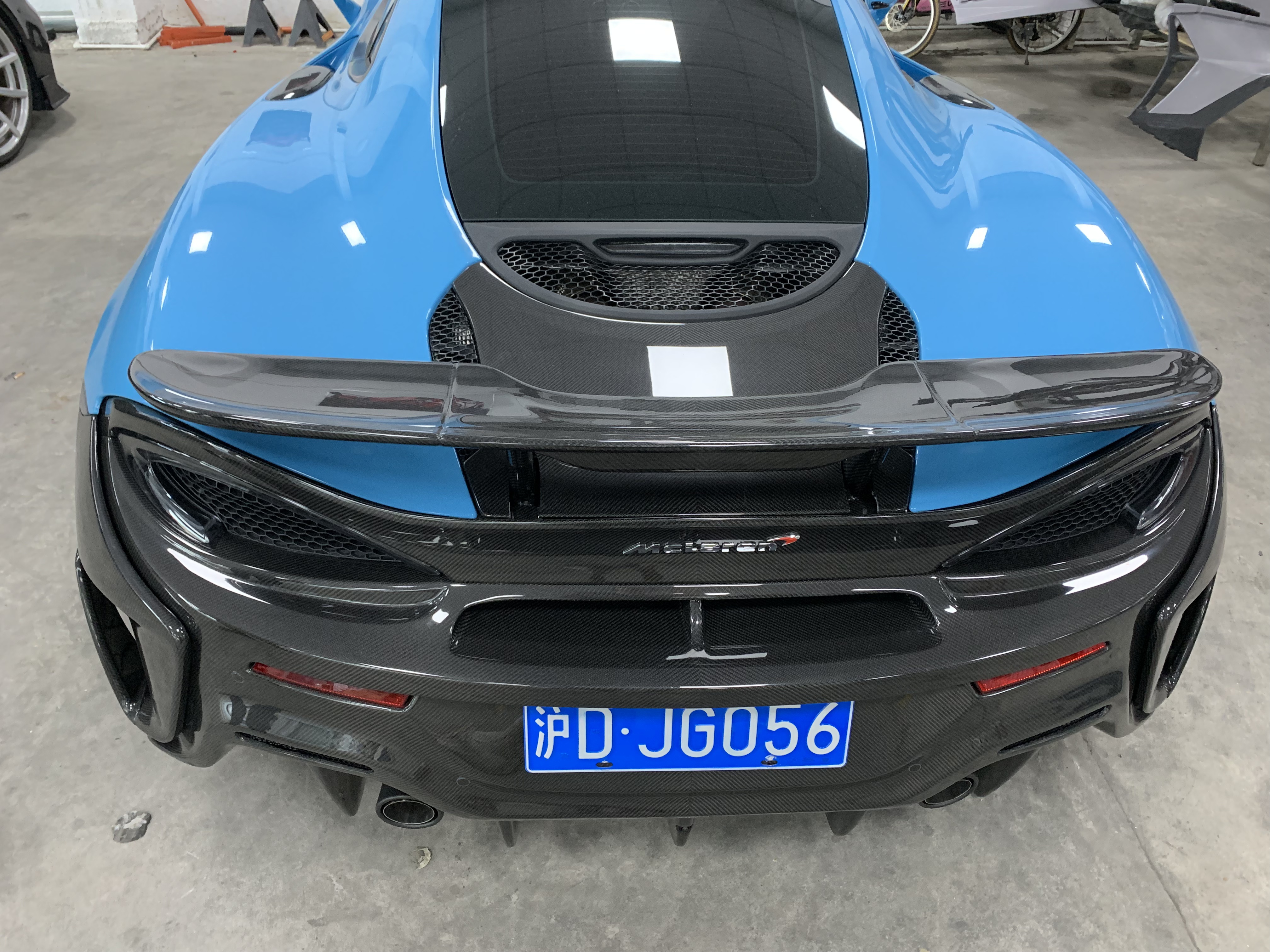 McLaren 540C / 570S to 600LT Style Carbon Fiber Conversion Kit - styling view
