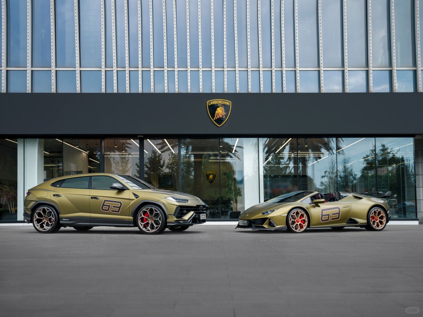 Lamborghini EVO Ocean Design Style Dry Carbon Parts - styling view