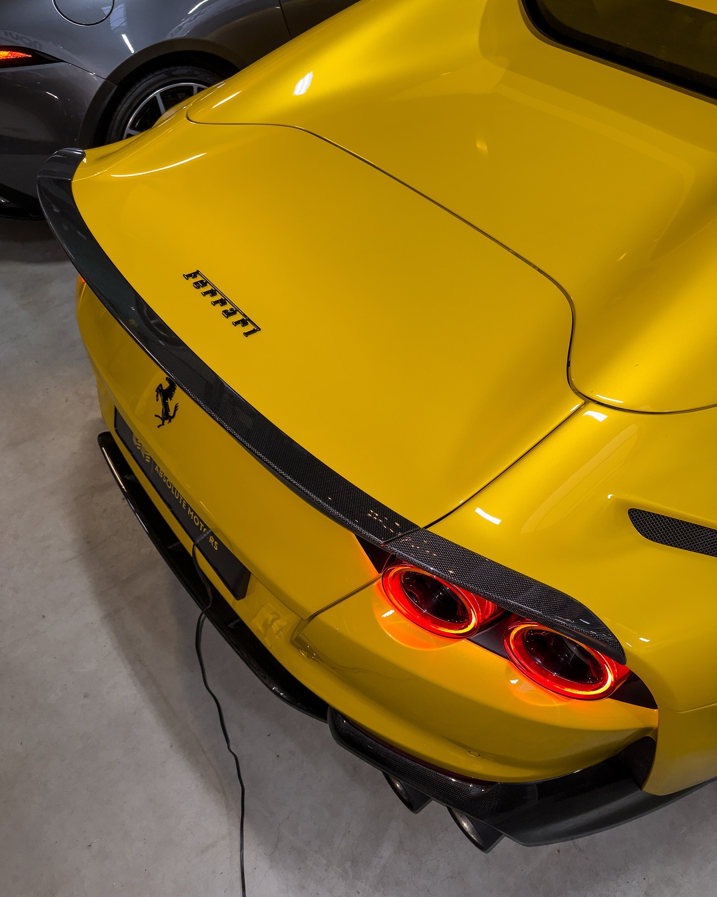 Ferrari 812 N Style Dry Carbon Parts - styling view