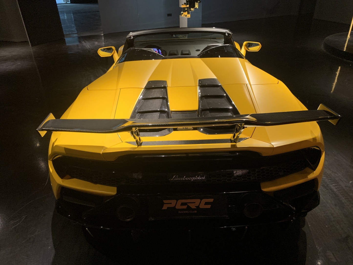 Lamborghini EVO Ocean Design Style Dry Carbon Parts - styling view
