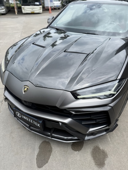 Lamborghini Urus Topcar Style Dry Carbon Parts - styling view