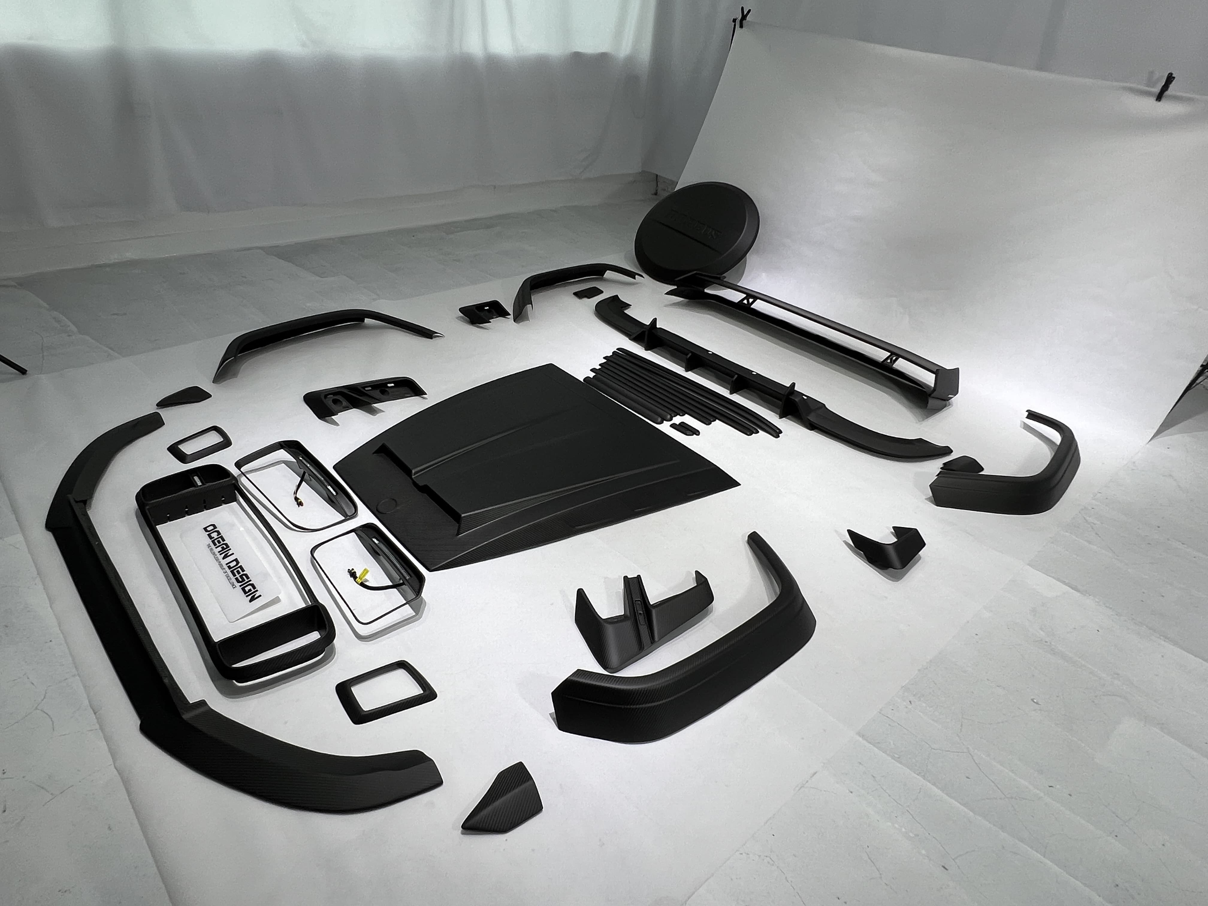 Mercedes-Benz W464 G350 / G500 / G63 G900 Style Parts - styling view