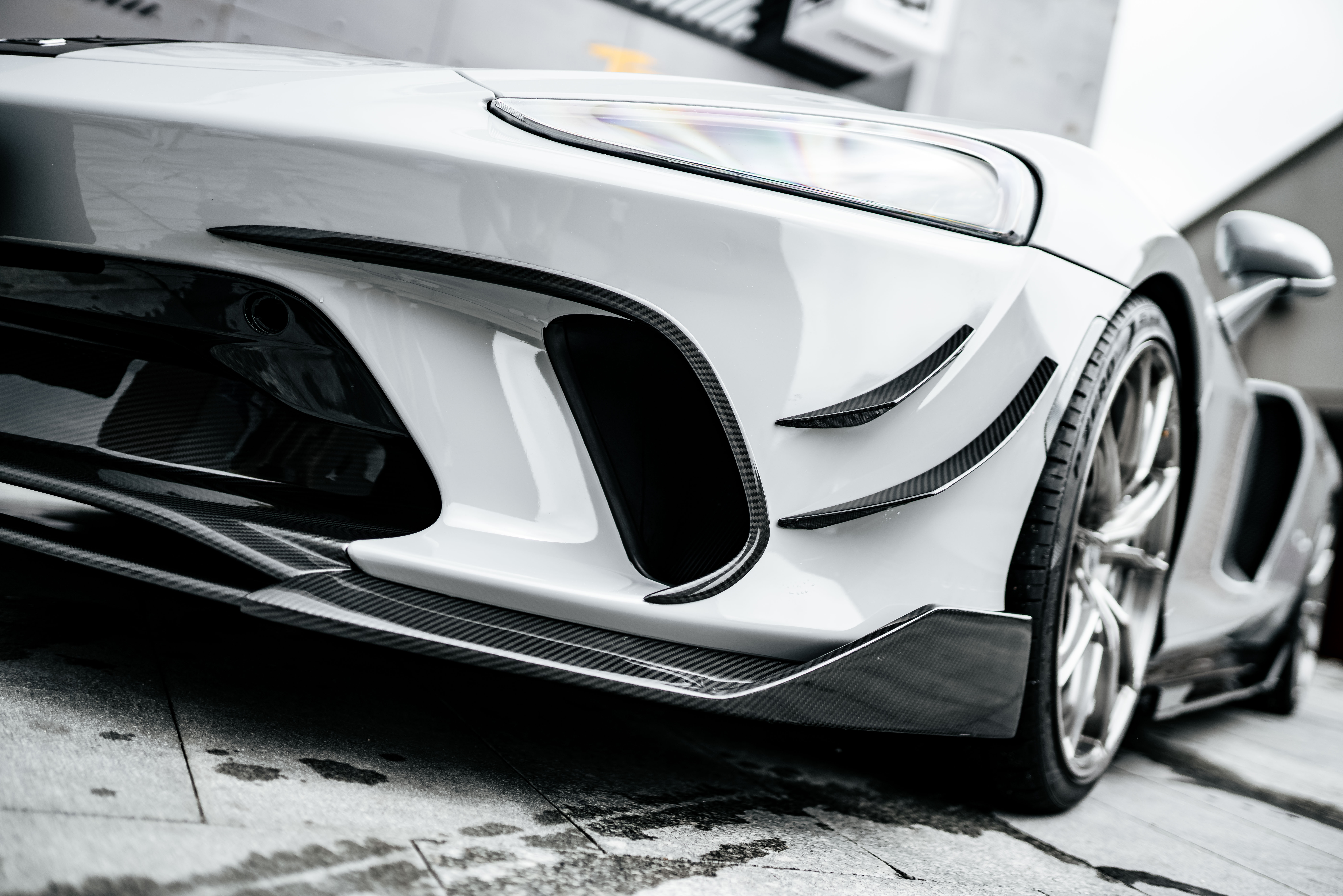 McLaren GT Dry Carbon Parts - styling view