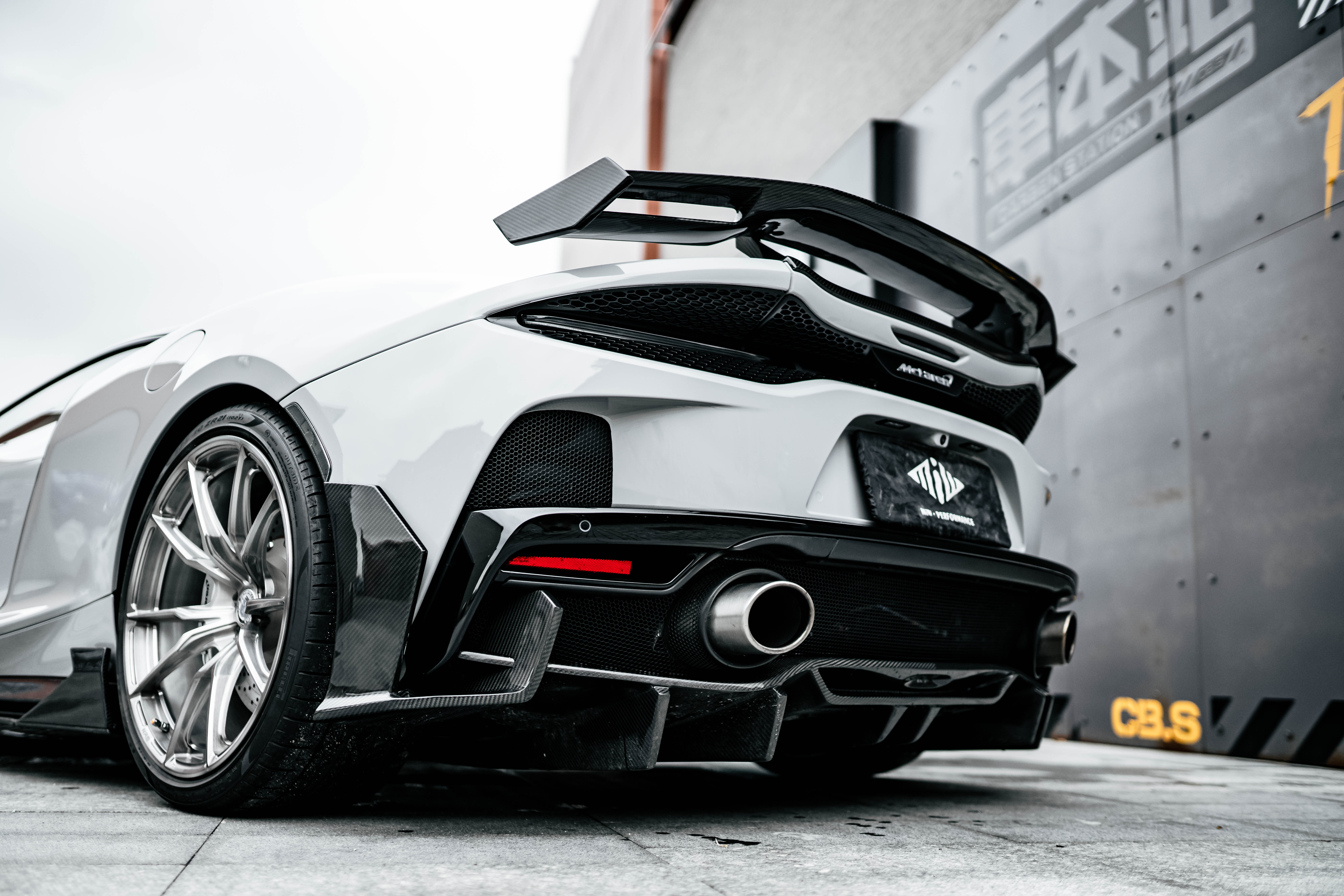 McLaren GT Dry Carbon Parts - styling view