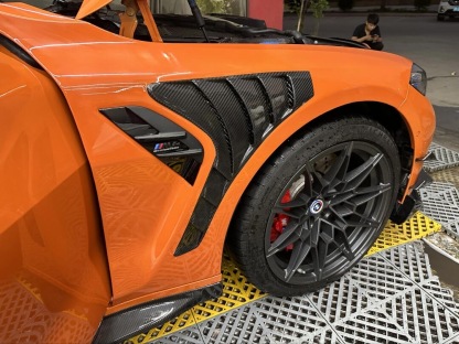 BMW G80 M3/G82 M4 Ocean Design Dry Carbon Shark-Fin Fenders - styling view