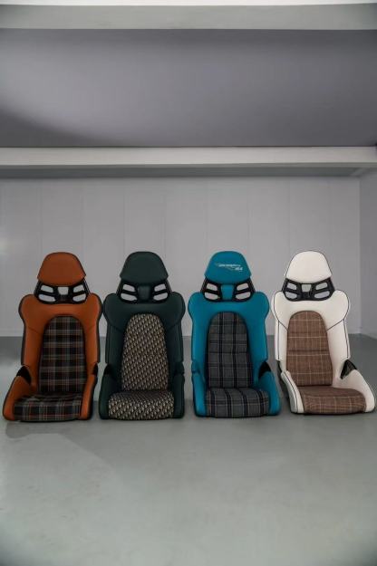 Porsche GT3 RS Style Dry Carbon Bucket Seat - styling view