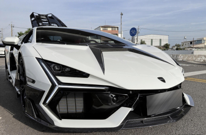 Lamborghini Revuelto M Style Parts - styling view