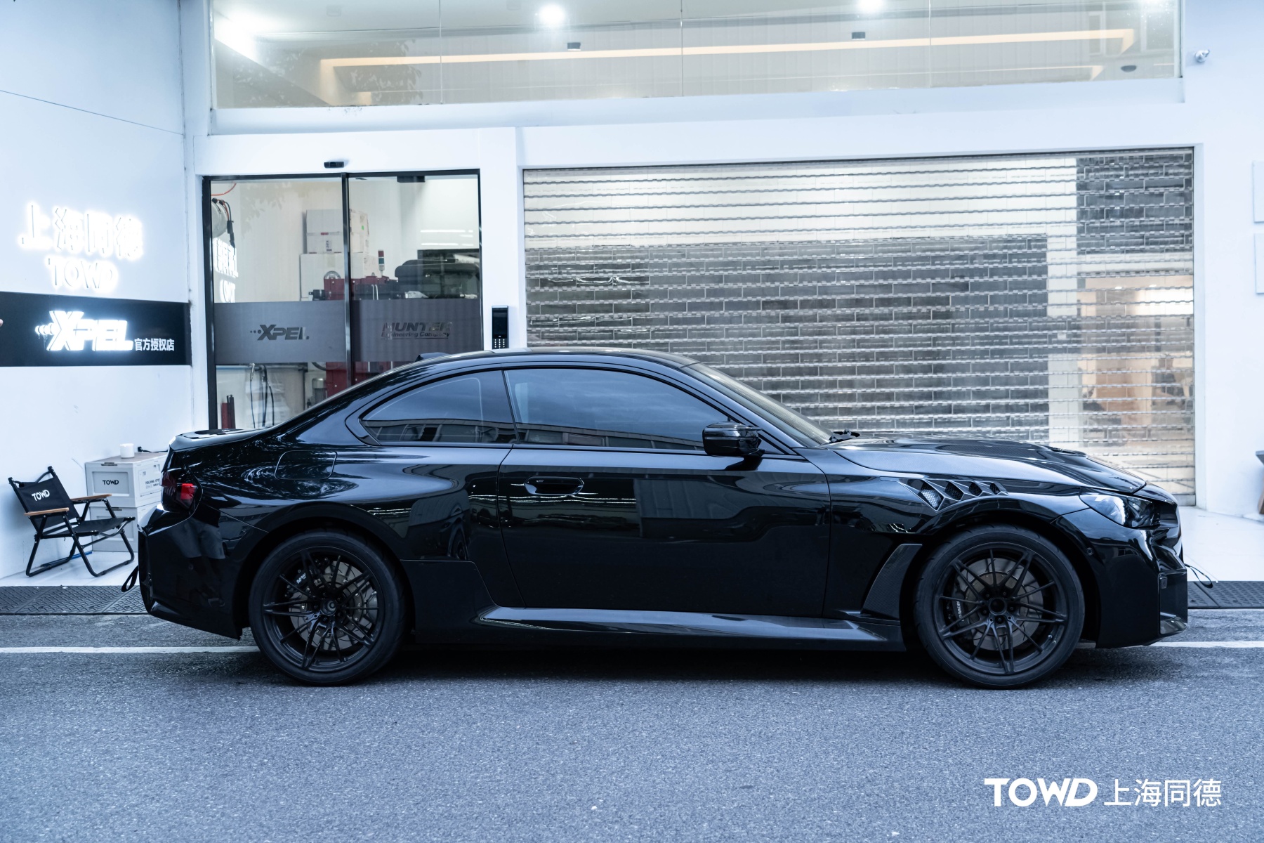 BMW G87 M2 AP Style Dry Carbon Parts - styling view