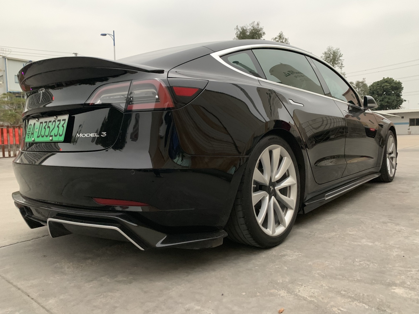Tesla Model 3 ARTISAN Style Parts - styling view