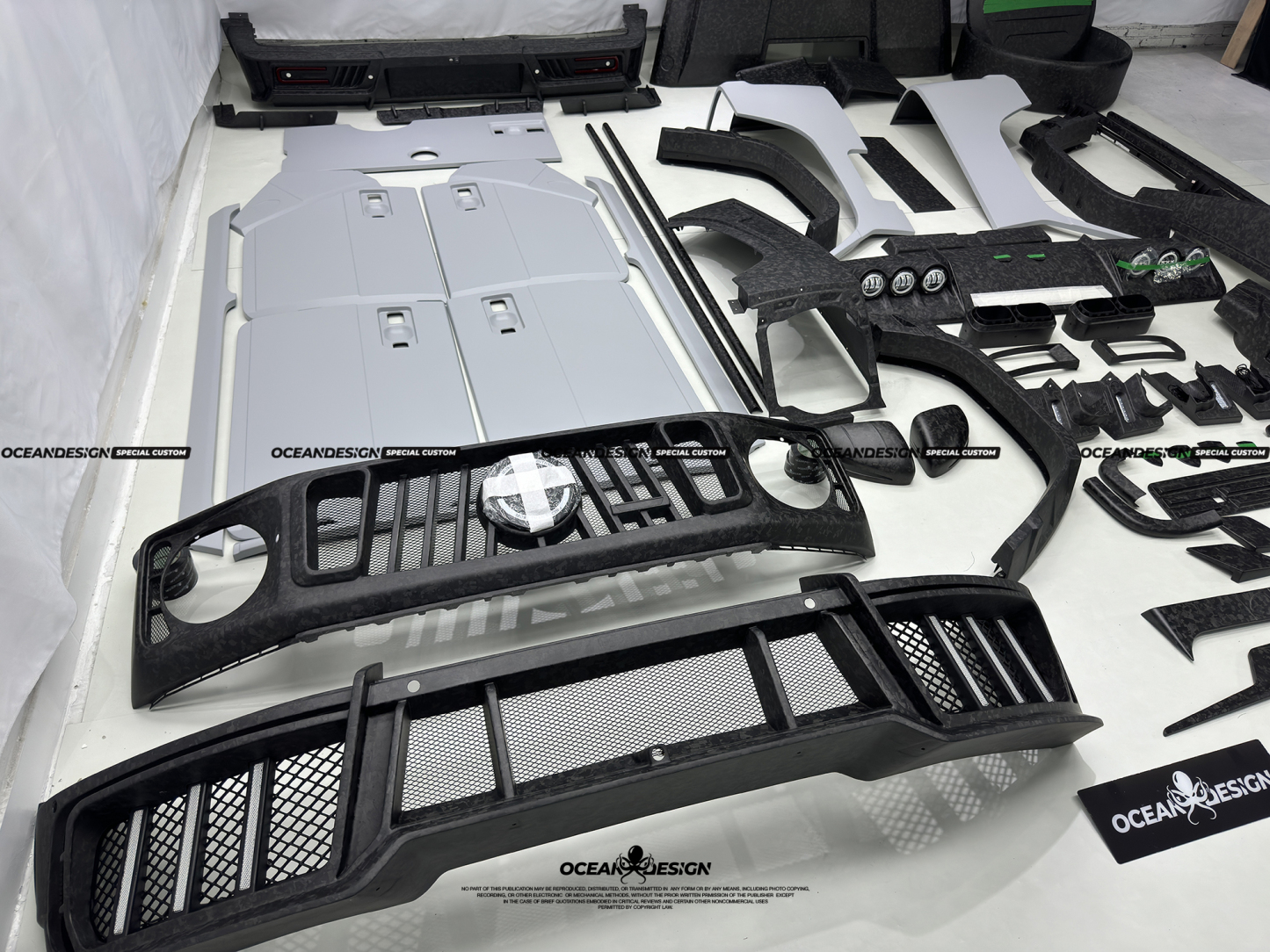 Mercedes-Benz W464/W465 G63/G500/G55 MSY Style Dry Carbon Body Kit - styling view