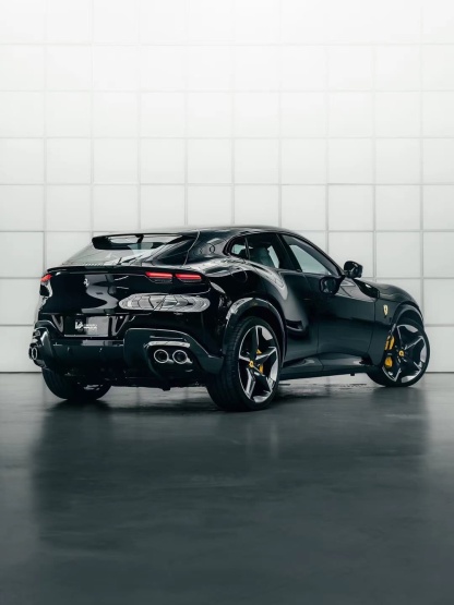 Ferrari Purosangue OEM Style Dry Carbon Parts - styling view