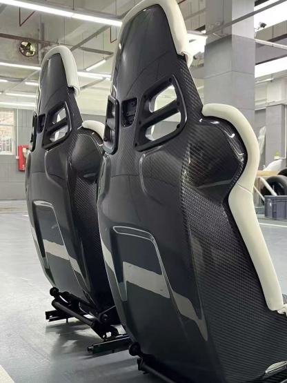 Porsche GT3 RS Style Dry Carbon Bucket Seat - styling view