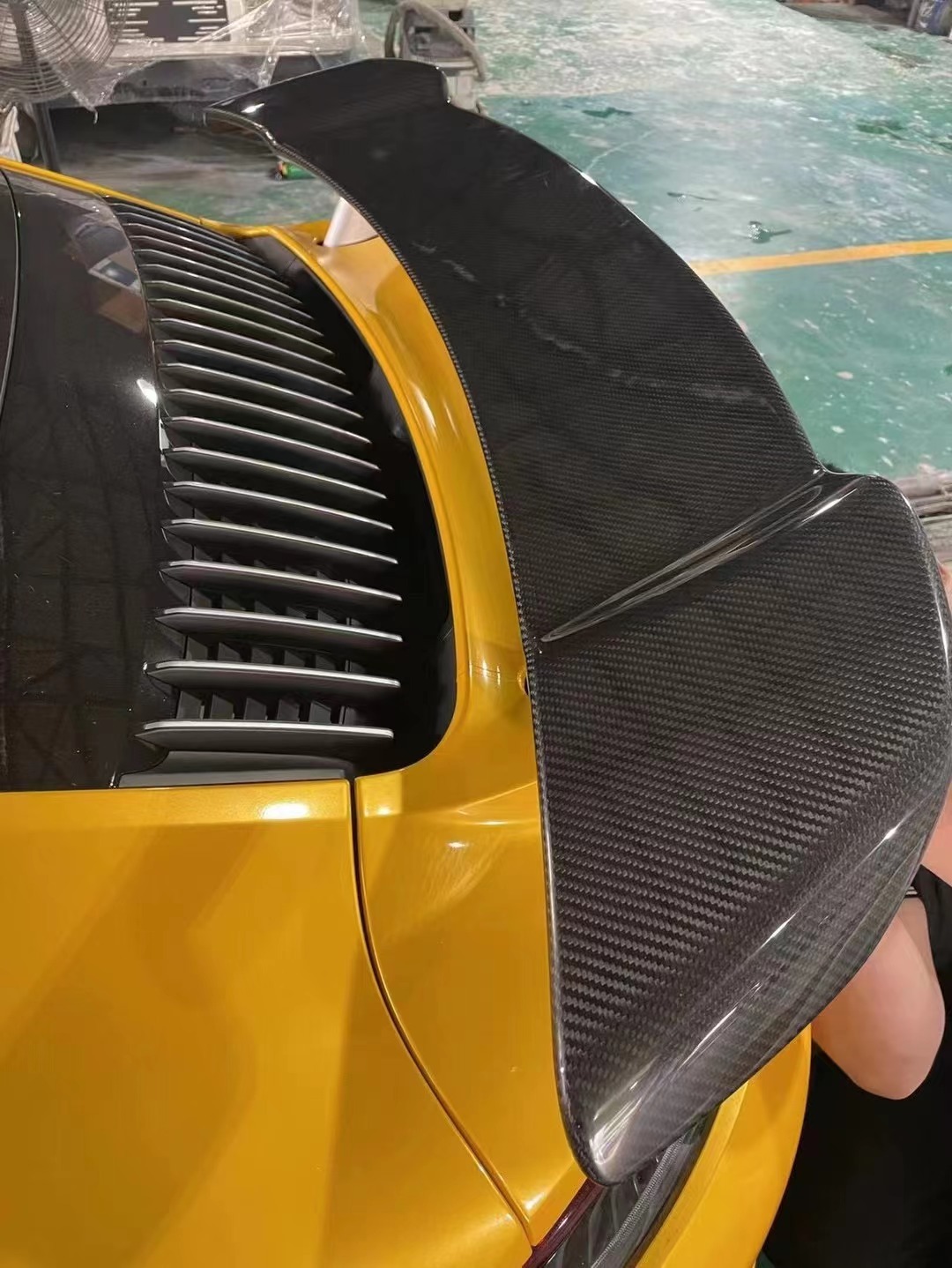 Porsche 911 992.1 Turbo S Techart Style Dry Carbon Parts - styling view
