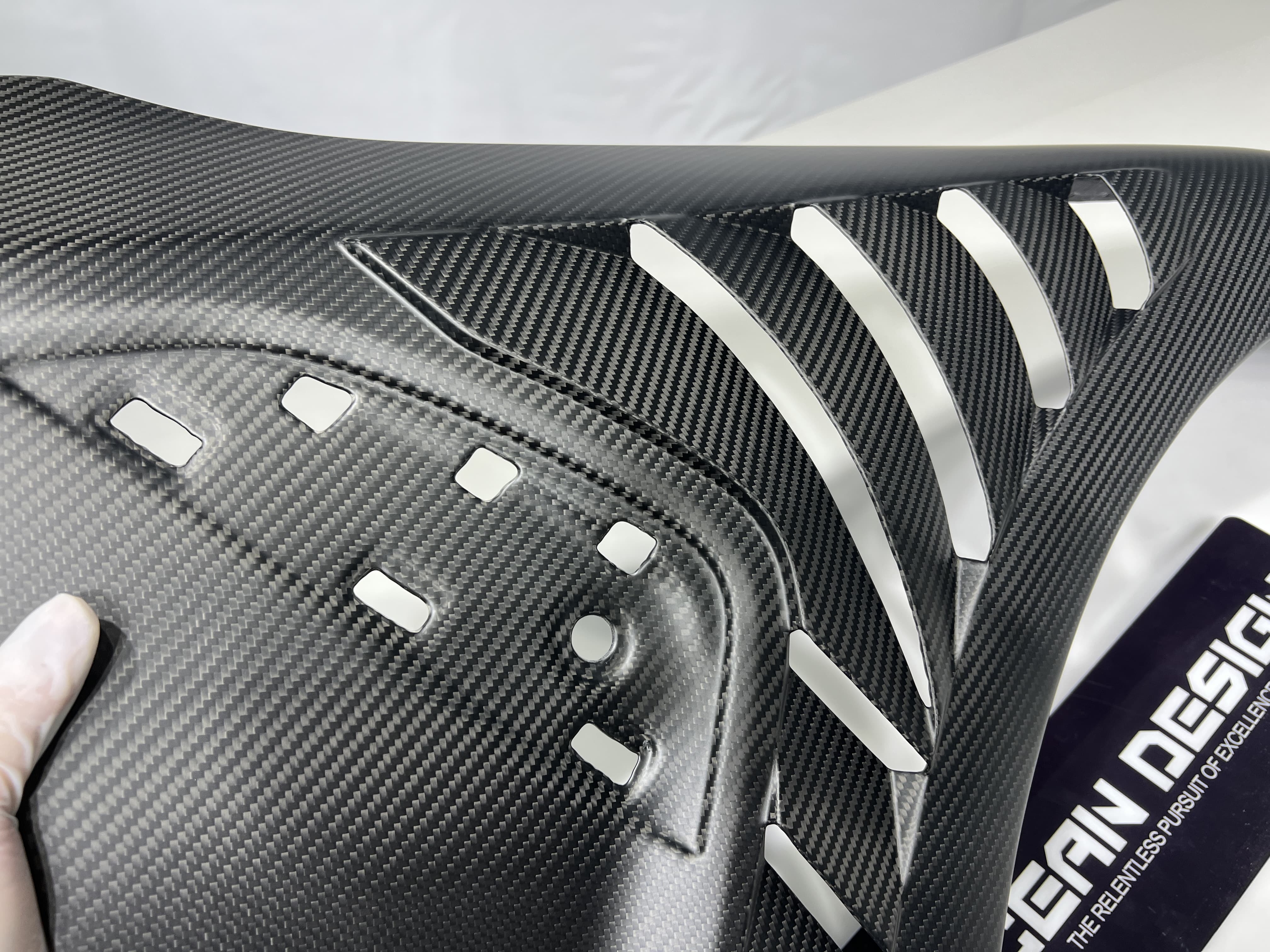 BMW G80 M3/G82 M4 Ocean Design Dry Carbon Shark-Fin Fenders - styling view