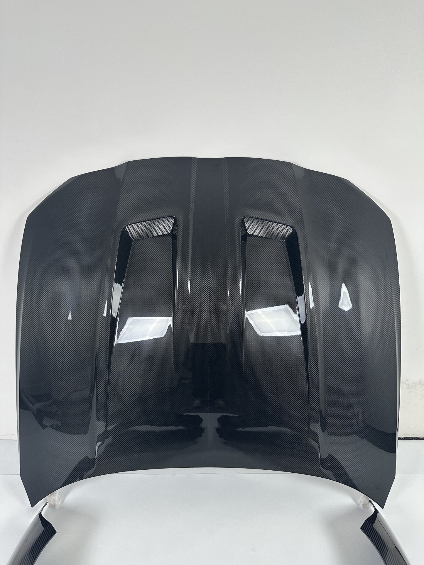 BMW G80 M3/G82 M4 AP Style Vented Dry Carbon Hood - styling view